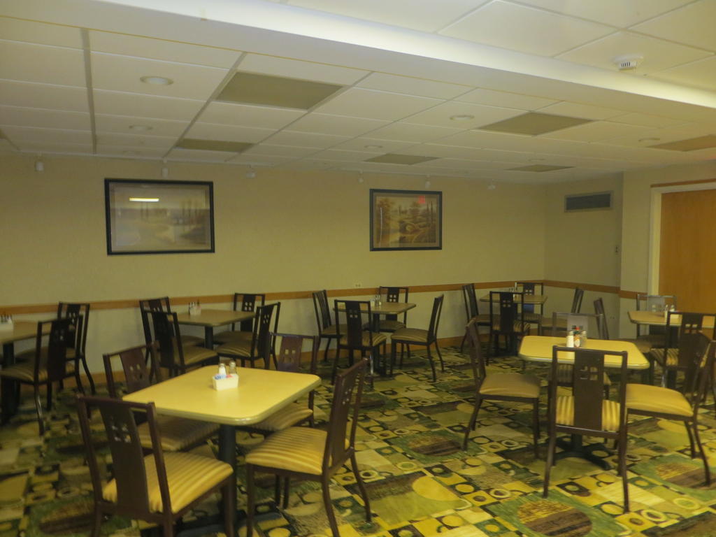 Rodeway Inn Skokie Exterior photo